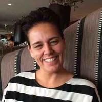 Linda Van Vliet-Hulsing