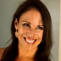 Yvonne Laurel