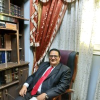 الدكتور /محمد صلاح الدين احمد كامل