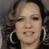 Connie González
