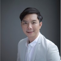 Desmond Wang