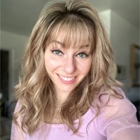 Kristin White
