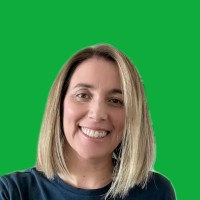 Ana Louçano Da Silva Carvalho, Cia