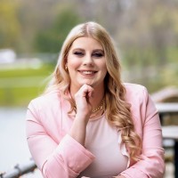 Lauren Vezina
