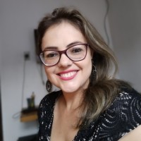 Flávia Fernandes Pereira