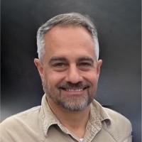 Mike Settles