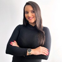 Roberta Oliveira Ferreira