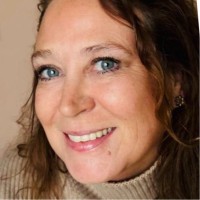 Yvonne Mooij