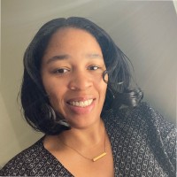 Simone King