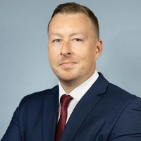 Dustin Maier