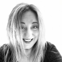 Laurie Snyder