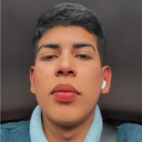 Elian Pluas