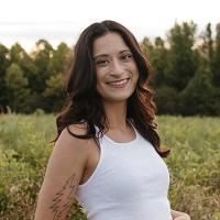 Alaina Briones