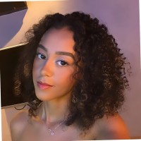 Yasmin Oliveira