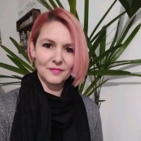 Alessandra Pfuetzenreuter