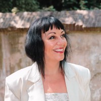 Nathalie van der Hak