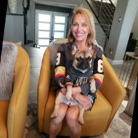 Sandra Holton