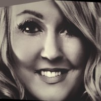 Suzie Lee