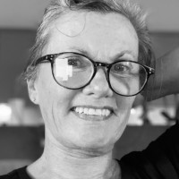 Karen Agnello