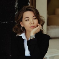 Виктория Цай