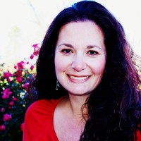 Lyndsay Genson