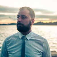 DOUGLAS SANTOS MANZICO