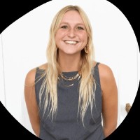 Yanelle Van den Berghe