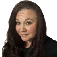 Julie Giles