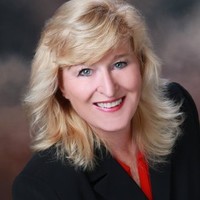 Lisa Aubley
