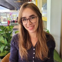Anna Lola Oliveira