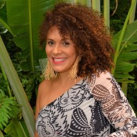 Camila Moura Oliveira