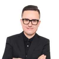 Nicolas Chueca 🎯  Marketing Consultant