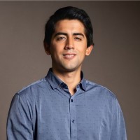 Renzo Javier Caballero Falcón