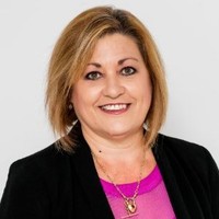 Sandra Smith