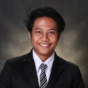 Christian Manimtim