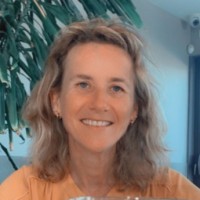 Véronique F
