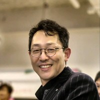 주충일