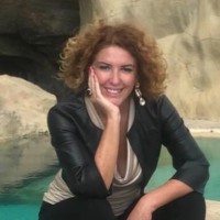 Angela Ainis