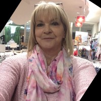 Leigh Davis