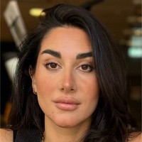 Narges Akhavan
