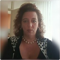 Claudia Van Den Brink
