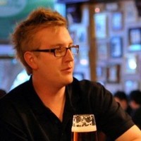 Chris Van Hoof