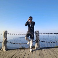 李铁彬