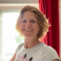 Yvonne Uyum - Westerman