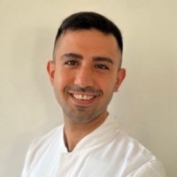 Dr. Deniz Uzun