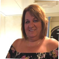 Shari Reinbacher