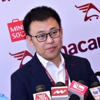 高德龙