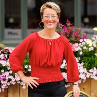 Ann Worth