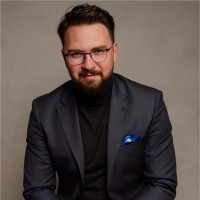 Umut UĞUR