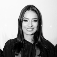 Aline De Oliveira Leste